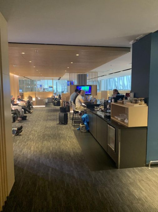 workspace stations at the air france business class lounge at bangkok airport